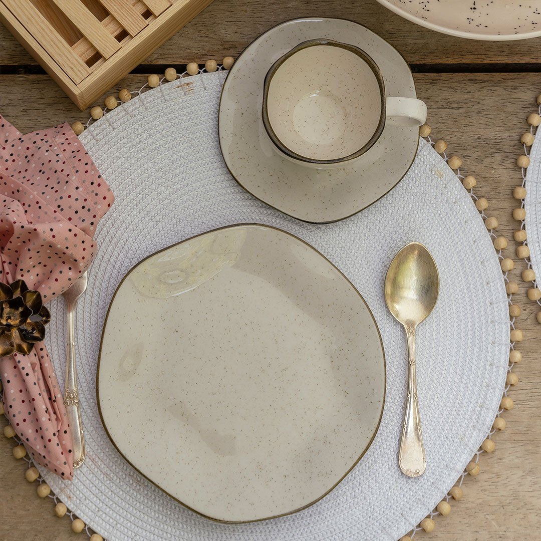 Detalhe da porcelana Ryo Maresia